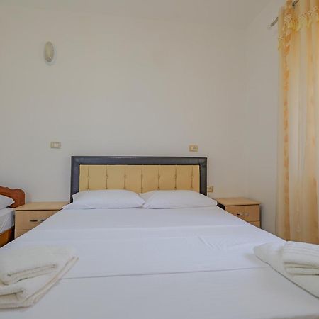 Brahimi Guest House Ксамил Екстериор снимка